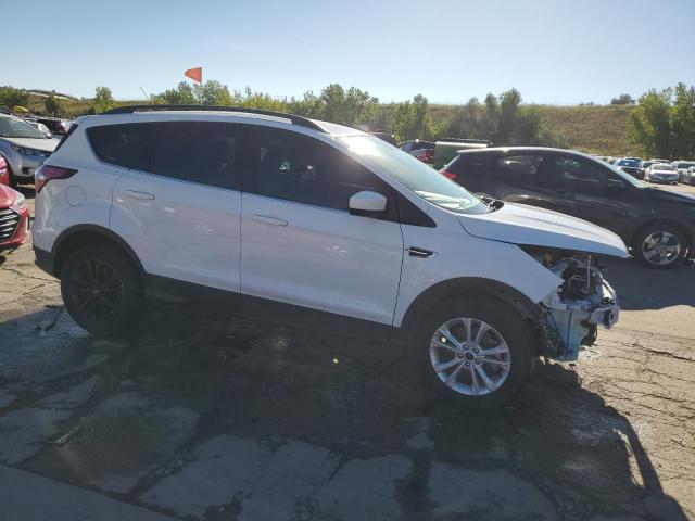 1FMCU0G90JUC64945 Ford ESCAPE SE