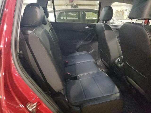 2018 VOLKSWAGEN TIGUAN SE - 3VV2B7AX3JM208185