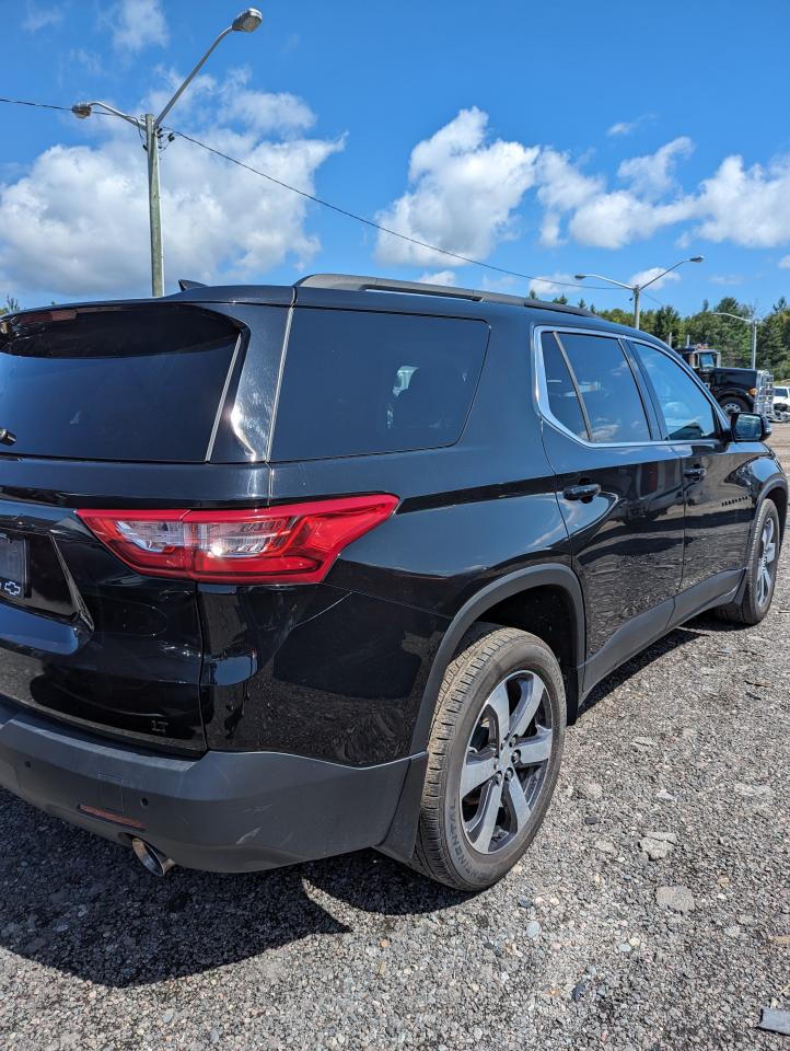 1GNEVHKWXLJ261746 2020 Chevrolet Traverse Lt