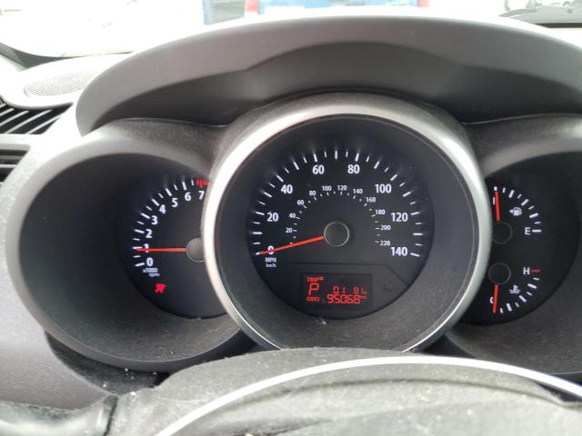 VIN: KNDJT2A62C7417450 Auction: COPART Lot: 67661913 Location: MA - SOUTH BOSTON KNDJT2A62C7417450 KIA SOUL 2012 SILVER Photo 9