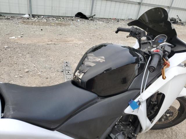 2011 HONDA CBR MLHMC411XB5000503