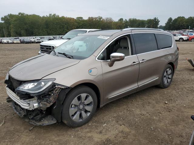 2018 Chrysler Pacifica Hybrid Limited