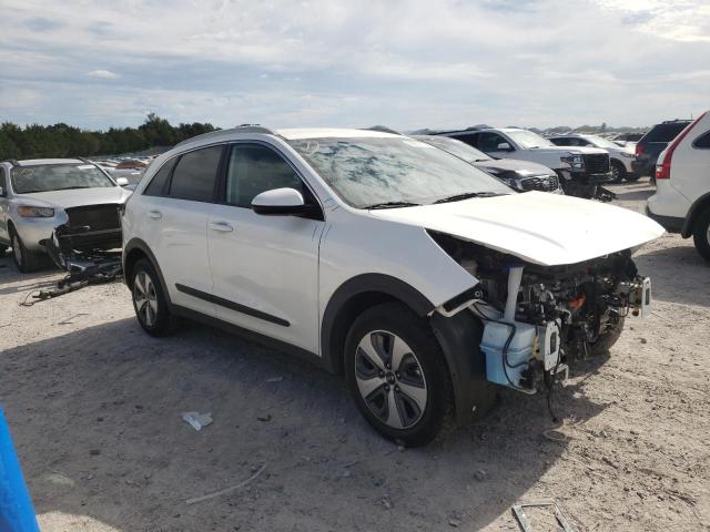 KNDCB3LC9M5471510 Kia Niro LX 4