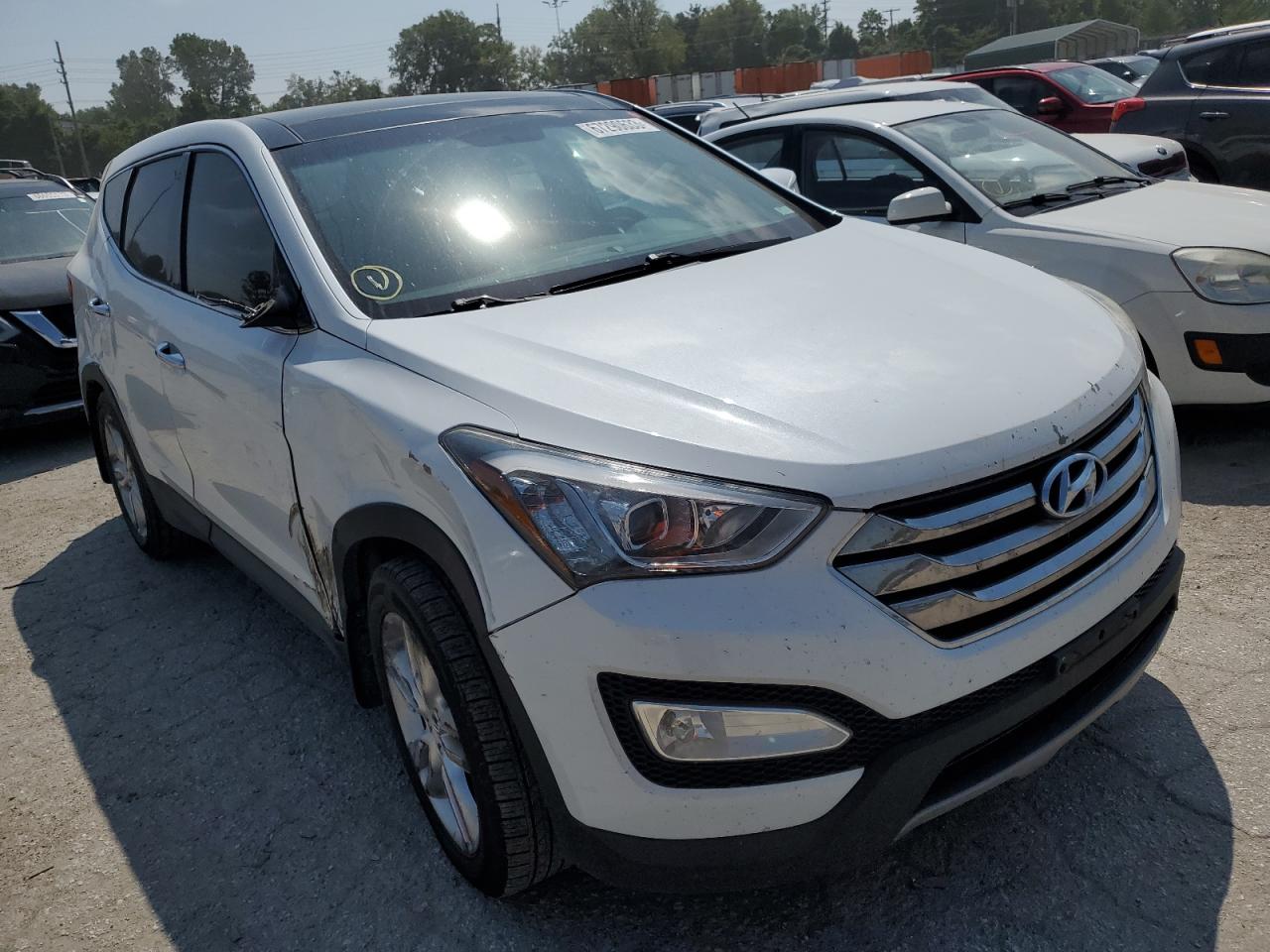 Lot #2339821716 2013 HYUNDAI SANTA FE S