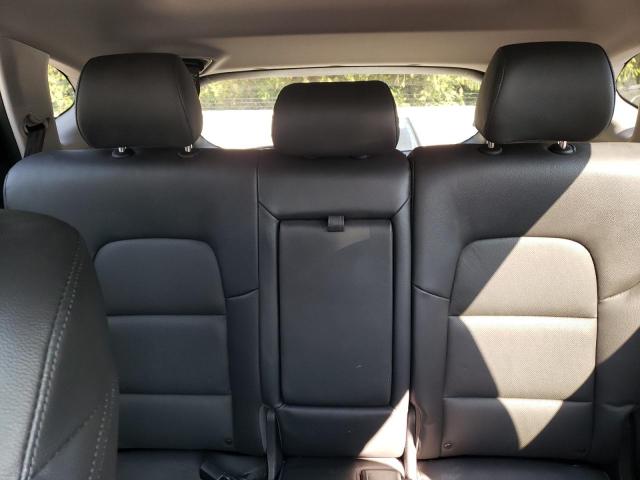 KM8J3CA20JU695258 Hyundai Tucson Value