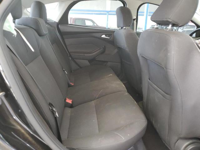 1FADP3K23FL222302 Ford FOCUS SE