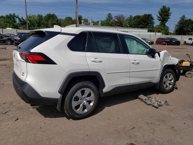 2T3F1RFV8PC365872 Toyota RAV4 LE 3