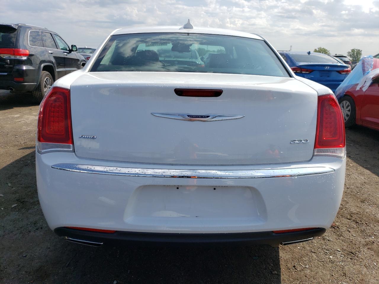 2C3CCAKG3LH142075 Chrysler 300 LIMITE 6