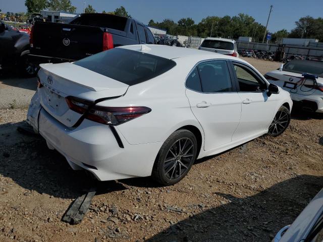 4T1G11AK2NU630230 Toyota Camry SE 3