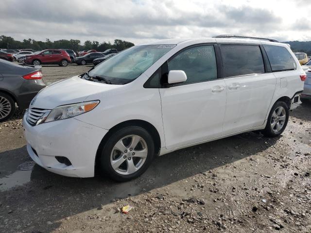 2017 Toyota Sienna LE