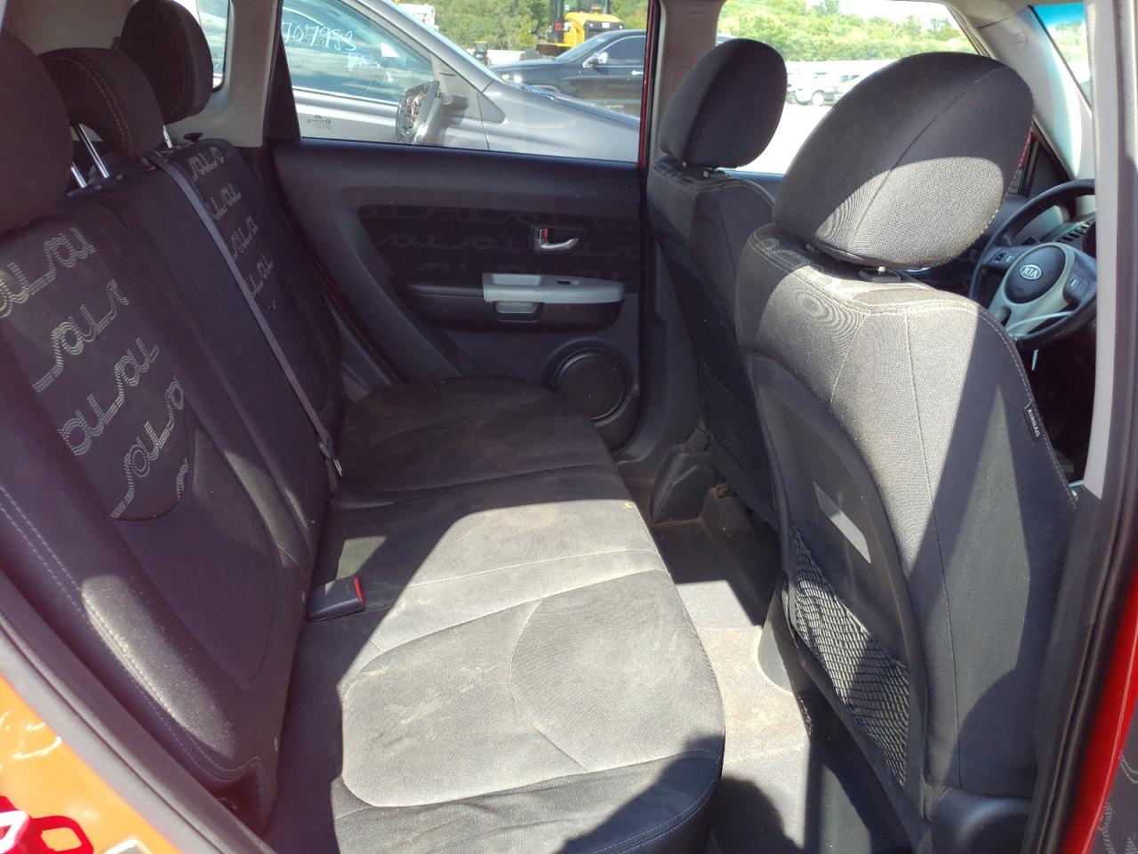 KNDJT2A66C7366633 2012 Kia Soul +
