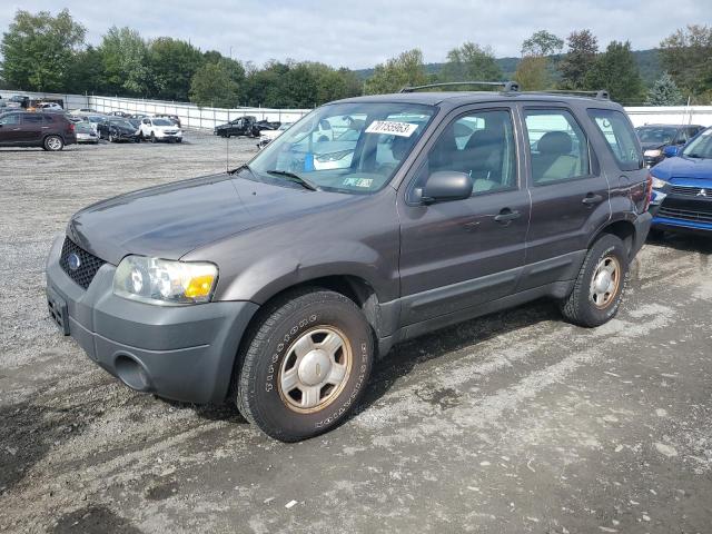 2005 Ford Escape XLS