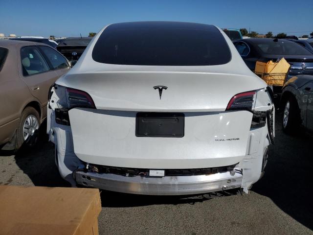 7SAYGAEE7NF408628 Tesla Model Y  6