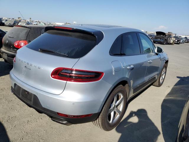 VIN WP1AA2A56JLB03672 2018 Porsche Macan no.3