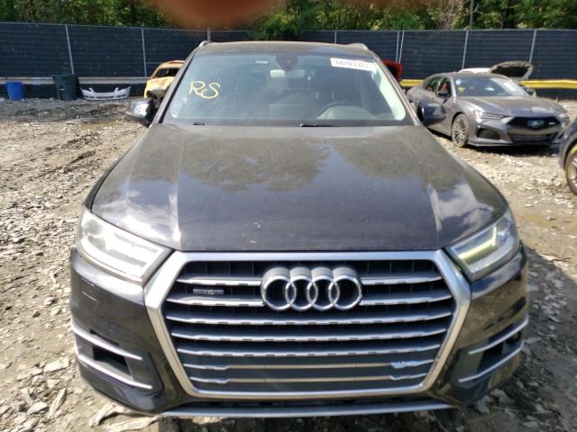 WA1LAAF77HD022113 2017 AUDI Q7, photo no. 5