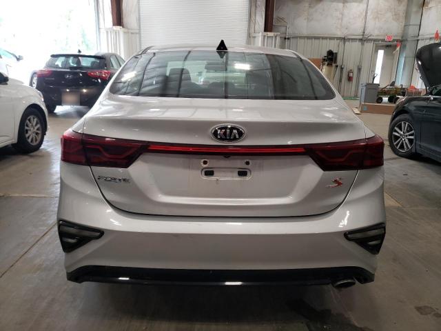 3KPF34AD5KE014383 KIA Forte Gt Line
