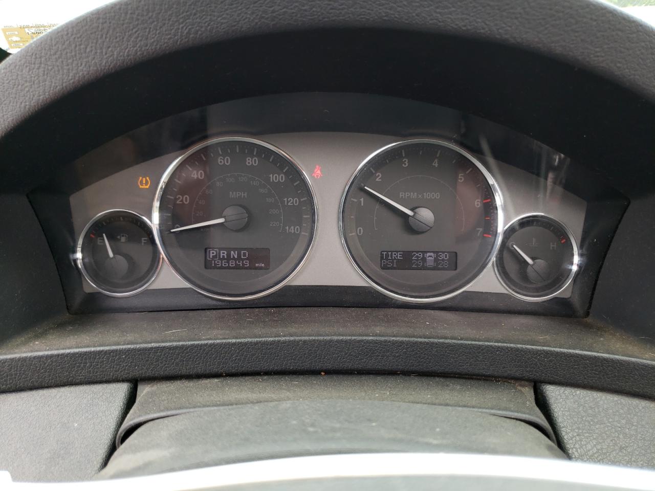 1J8HR68268C182274 2008 Jeep Grand Cherokee Overland