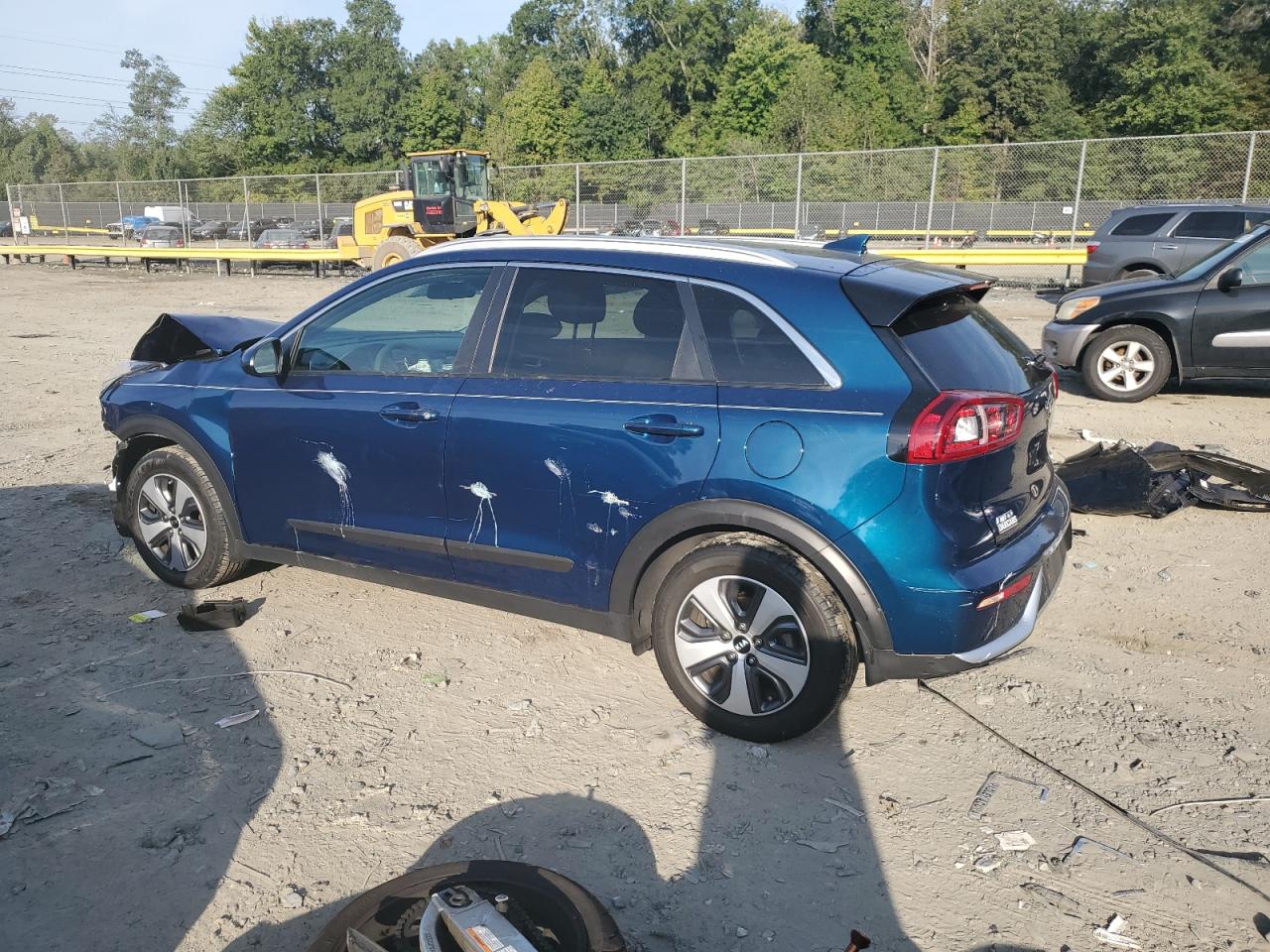 KNDCB3LC3K5344801 Kia Niro FE 2