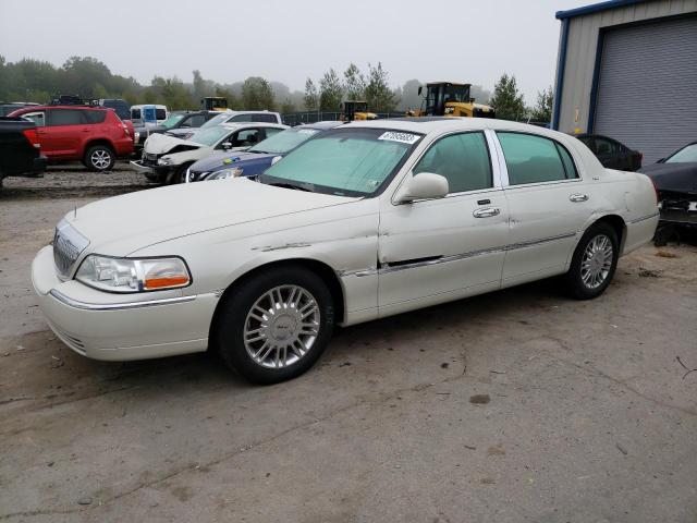 2006 Lincoln Town Car 