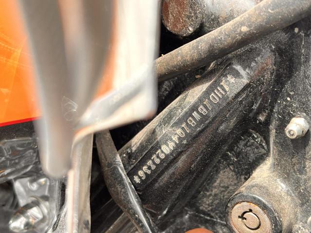 2004 HARLEY-DAVIDSON FLSTCI - 1HD1BWB104Y022836