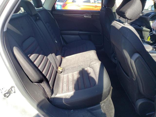 3FA6P0H98FR207758 Ford FUSION SE