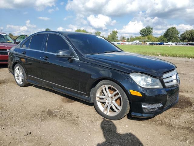 Vin: wddgf8bb4cr200153, lot: 68037953, mercedes-benz c-class 300 4matic 20124