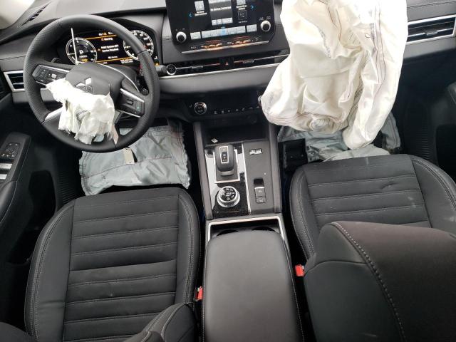 JA4T5UA9XPZ022123 Mitsubishi Outlander Se