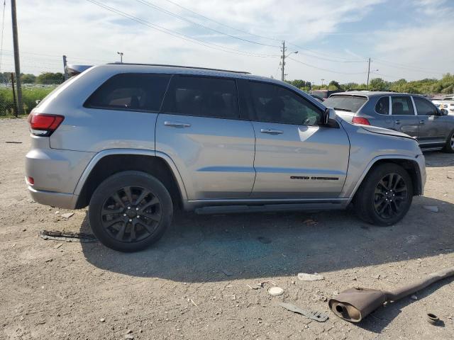 1C4RJFAG0JC195696 Jeep Grand Cherokee Laredo