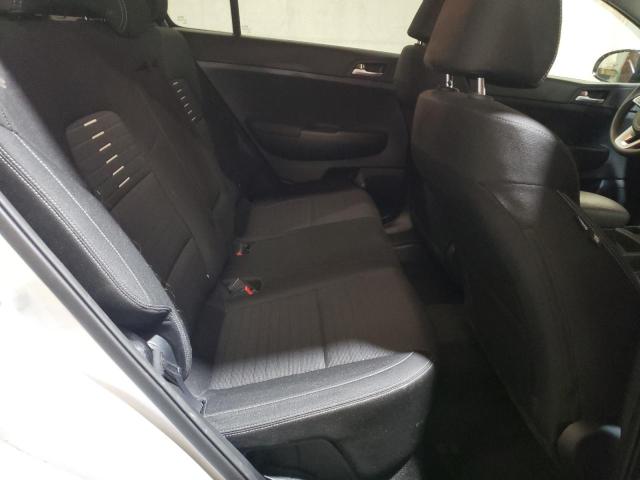 KNDPMCAC3L7783663 KIA Sportage Lx