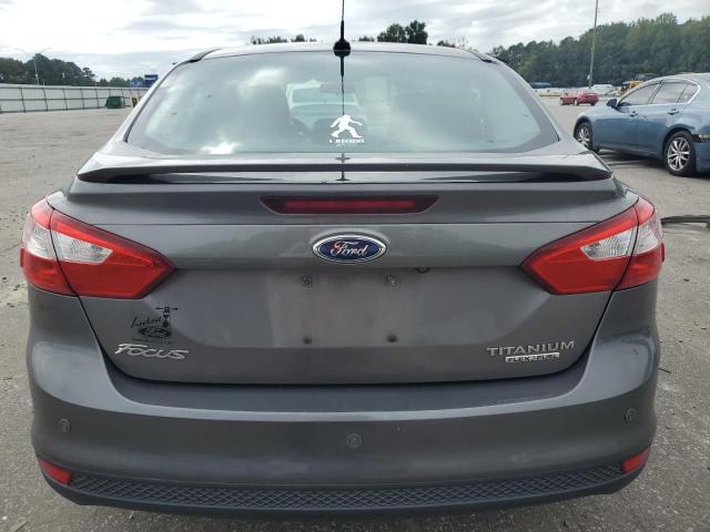 1FADP3J27EL141707 Ford Focus Titanium