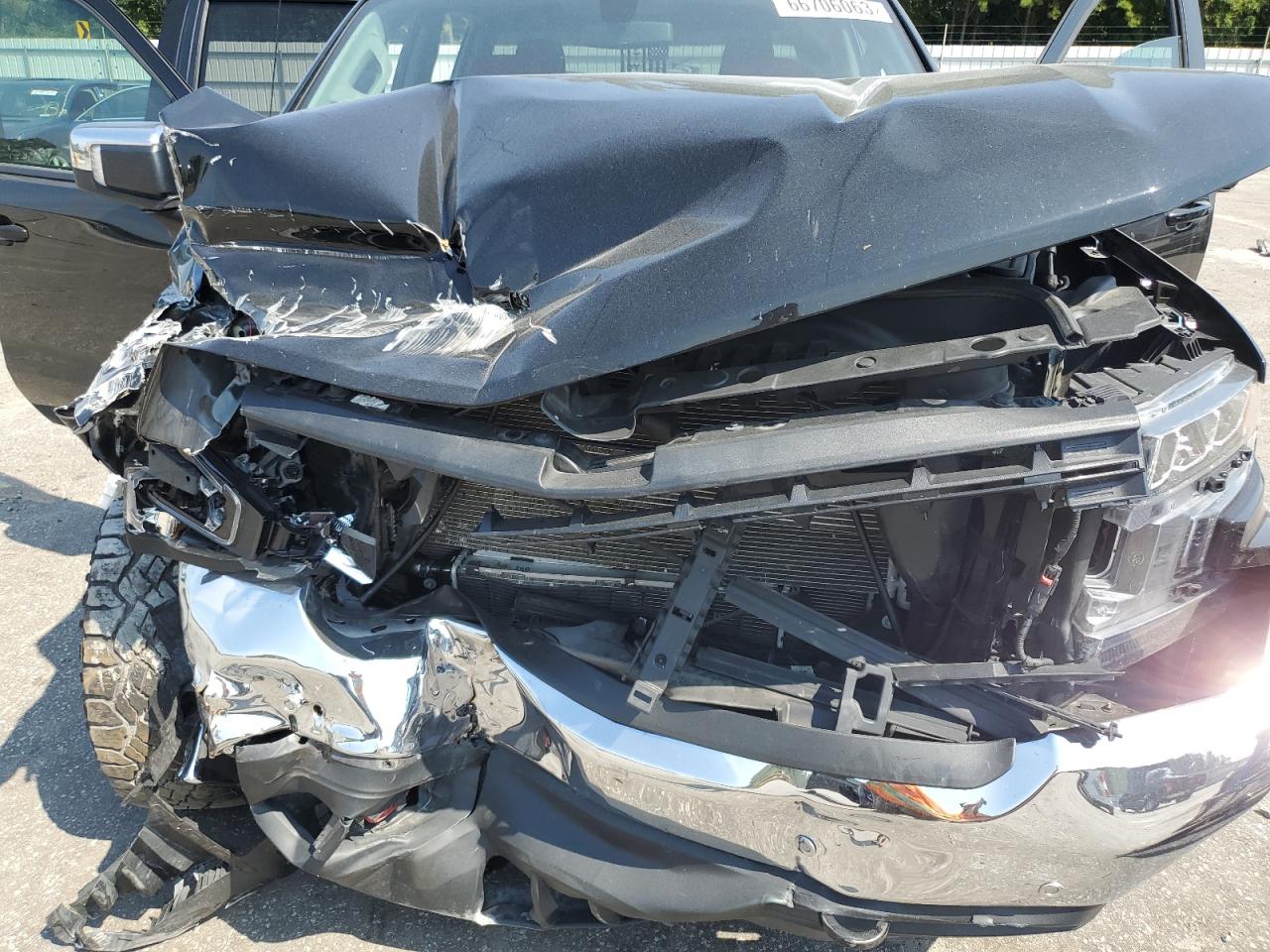 VIN: 3GCUYDET9NG206893 2022 CHEVROLET ALL Models
