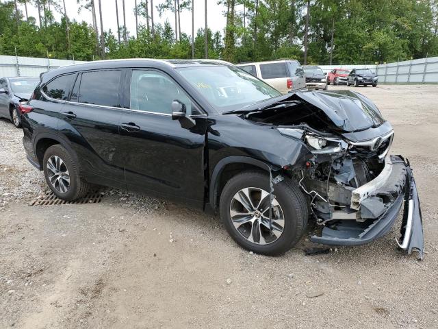 VIN 5TDGZRAH9LS501743 2020 Toyota Highlander, Xle no.4