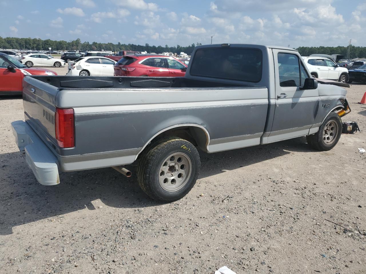 2FTDF15Y8PCA96161 1993 Ford F150 2FTDF15Y8PCA96161 1993 Ford F150