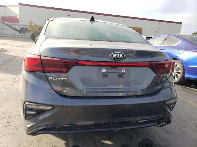 3KPF24AD7ME337775 Kia Forte FE 6