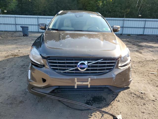 Паркетники VOLVO XC60 2015 Коричневий
