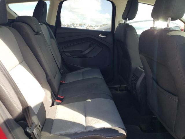1FMCU9GD9JUA96246 Ford ESCAPE SE