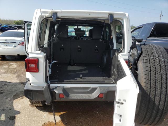 1C4HJXEN9JW277581 Jeep Wrangler Unlimited Sahara