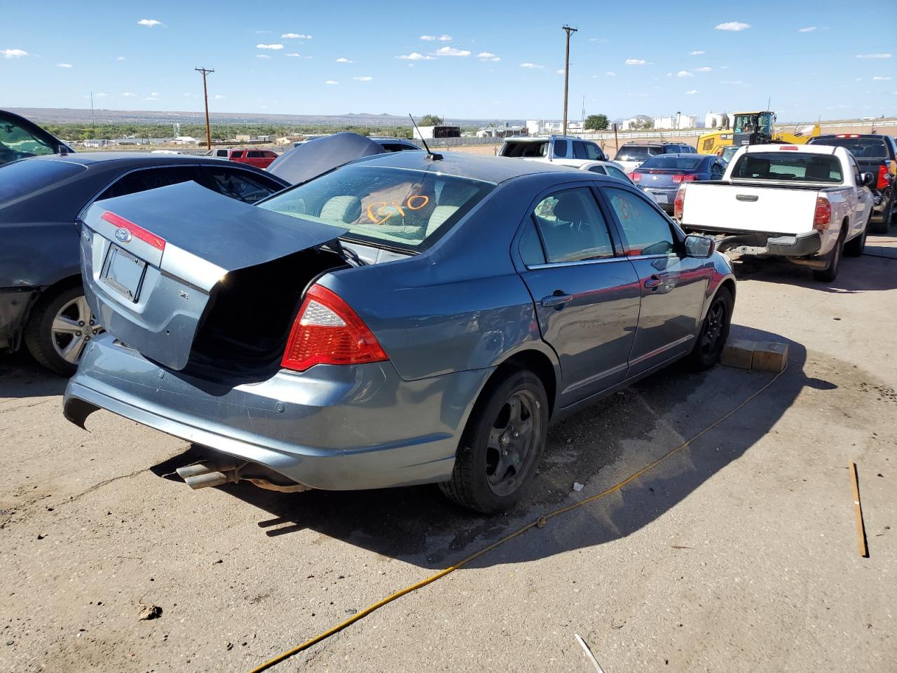 3FAHP0HA4BR180622 2011 Ford Fusion Se