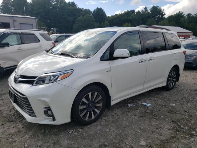 2019 Toyota Sienna XLE