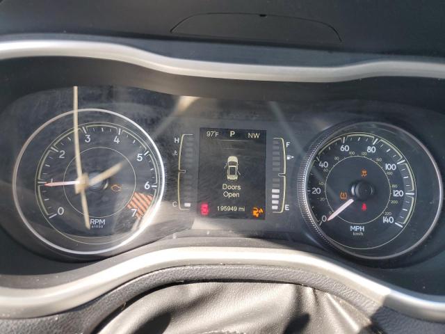1C4PJMCB8EW219499 Jeep Cherokee Latitude
