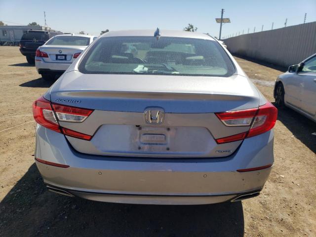 1HGCV1F98JA133239 | 2018 Honda accord touring