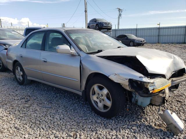 1HGCG1651XA062076 1999 Honda Accord Ex