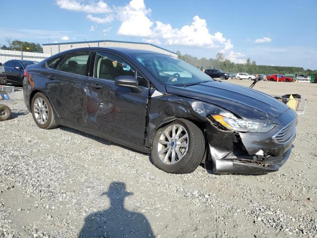 3FA6P0H72HR235394 Ford FUSION SE