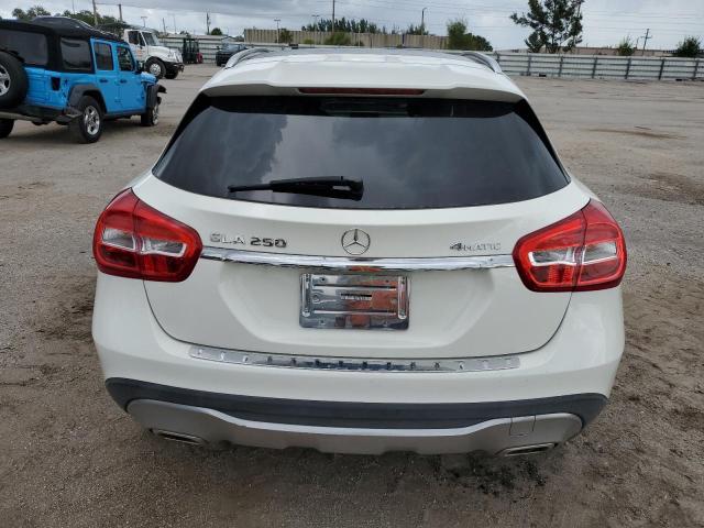 WDCTG4GB5JJ452555 Mercedes-Benz Gla 250 4matic