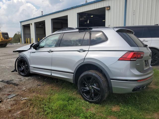 3VV8B7AX6PM110206 Volkswagen Tiguan SE 2