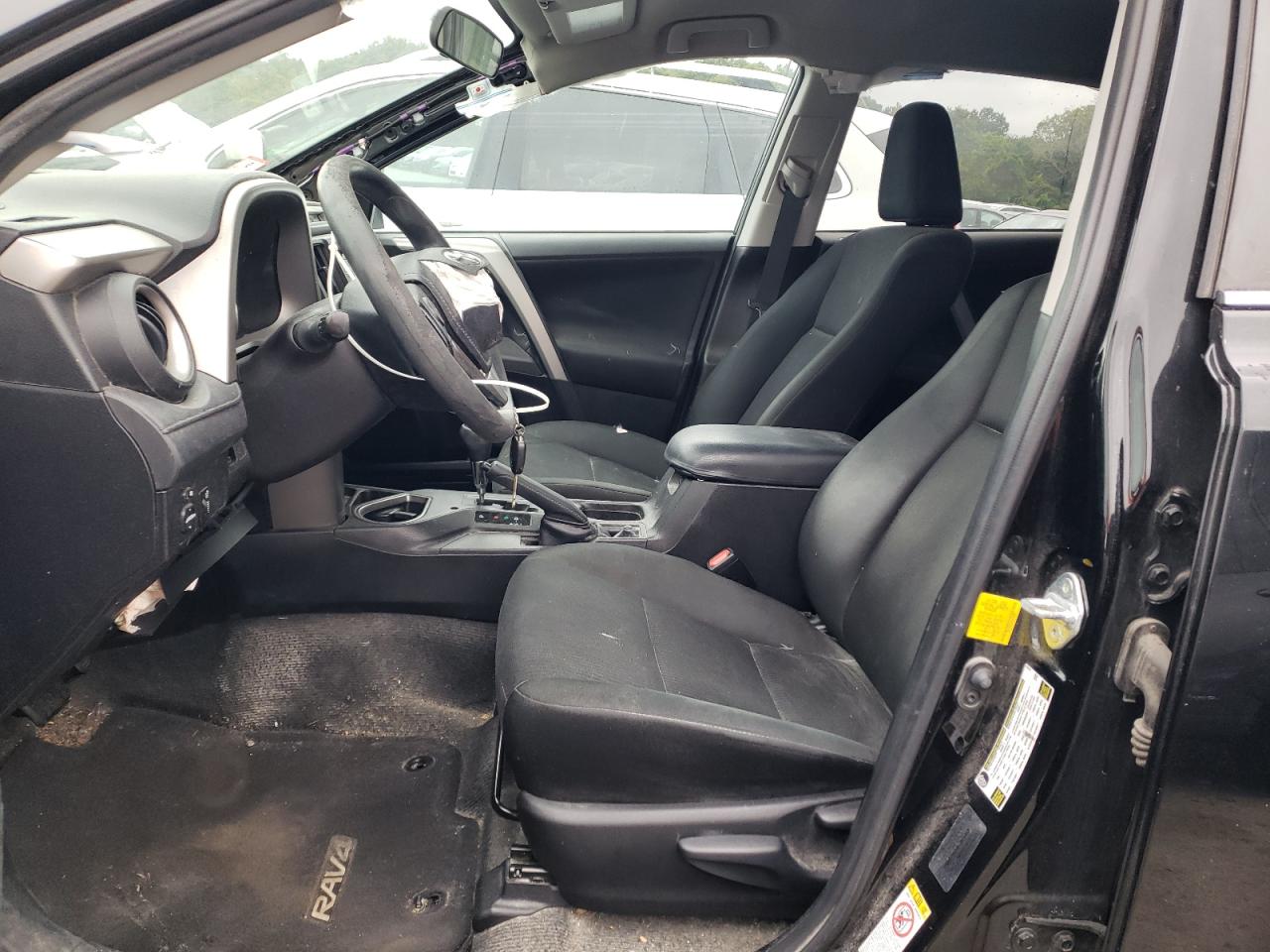 Lot #2155070904 2016 TOYOTA RAV4 LE