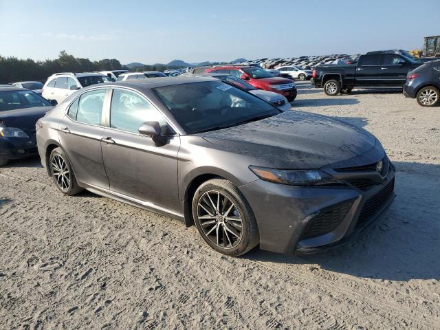  TOYOTA CAMRY 2023 Зелений