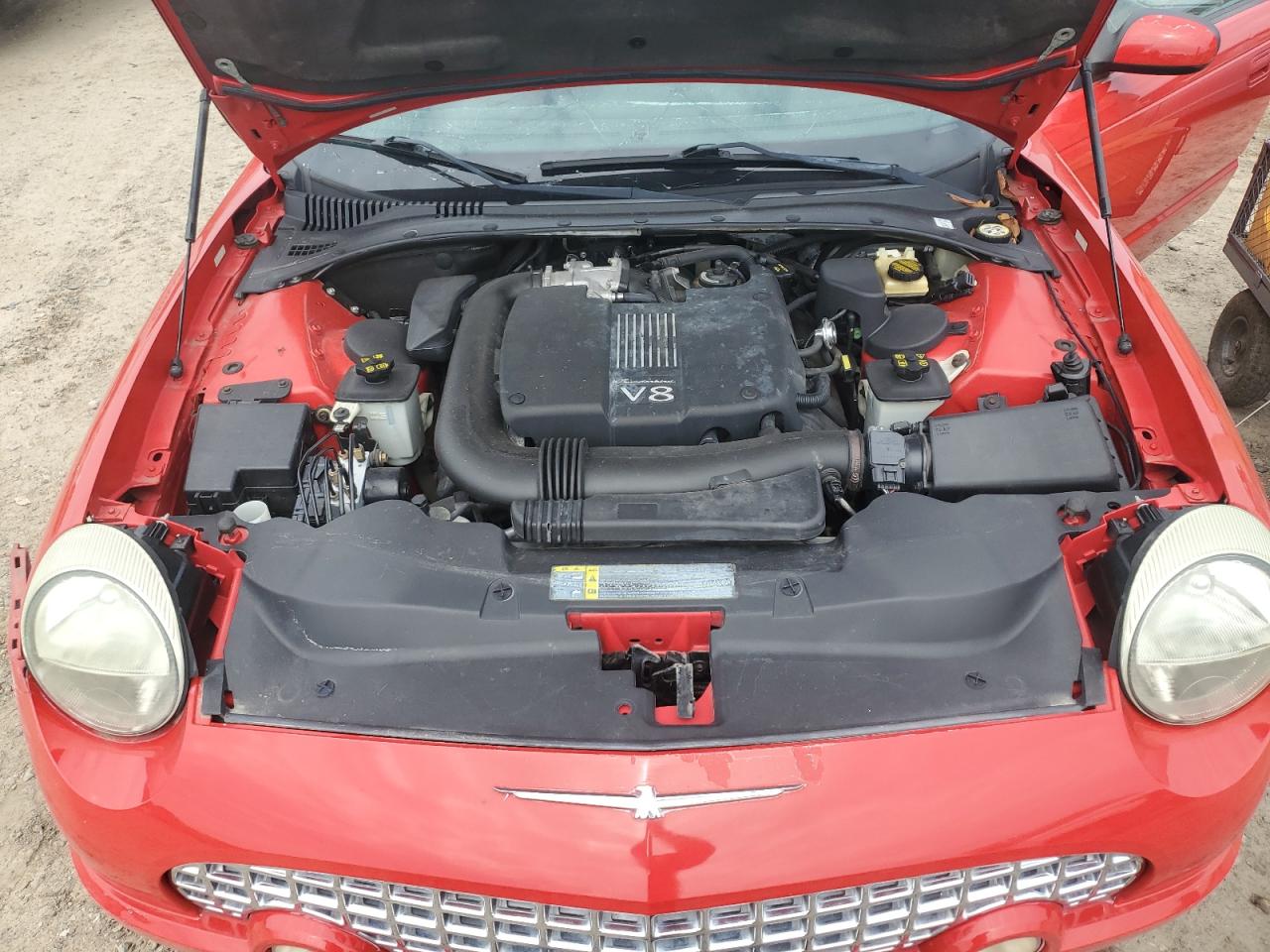 1FAHP60A22Y110567 2002 Ford Thunderbird