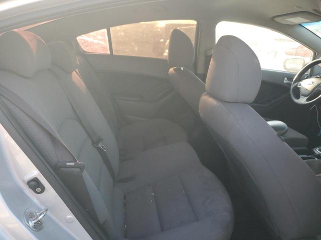 3KPFK4A7XHE069319 KIA FORTE LX