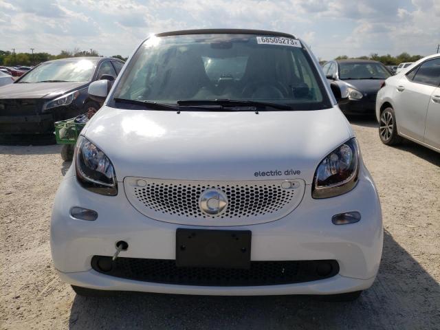 VIN WMEFJ9BA8HK229920 2017 Smart Fortwo no.5